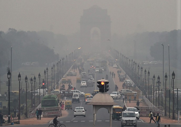 دہلی این سی آر میں ہوئی زبردست آتش بازی کے بعد فضائی آلودگی میں خطرناک اضافہ