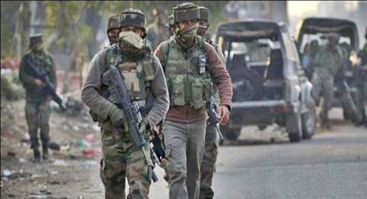 Jammu Kashmir: شوپیاں میں دہشت گردانہ حملہ، تین غیر کشمیری مزدوروں کو ماری گولی