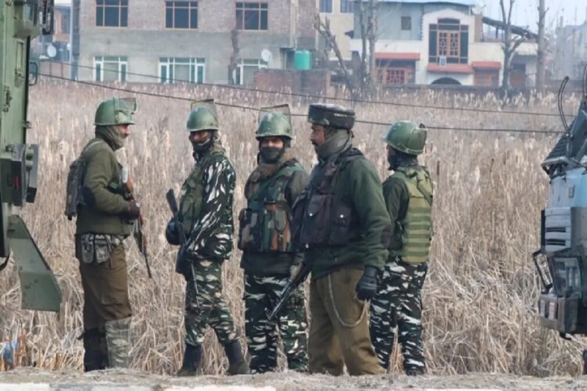 Jammu And Kashmir: کپواڑہ میں گشت کے دوران کھائی میں گری فوج کی گاڑی، جے سی او سمیت تین جوان شہید