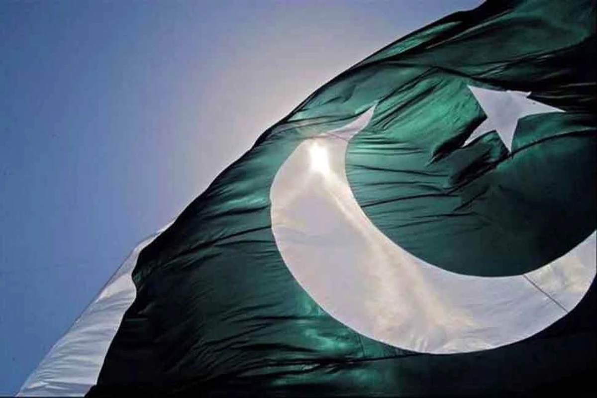 Pakistan Economic Crisis: کنگال ہورہے پاکستان کے لیڈر مالا مال، جانیں کتنی جائیداد کے مالک ہیں پاکستانی وزیر اعظم شہباز شریف!