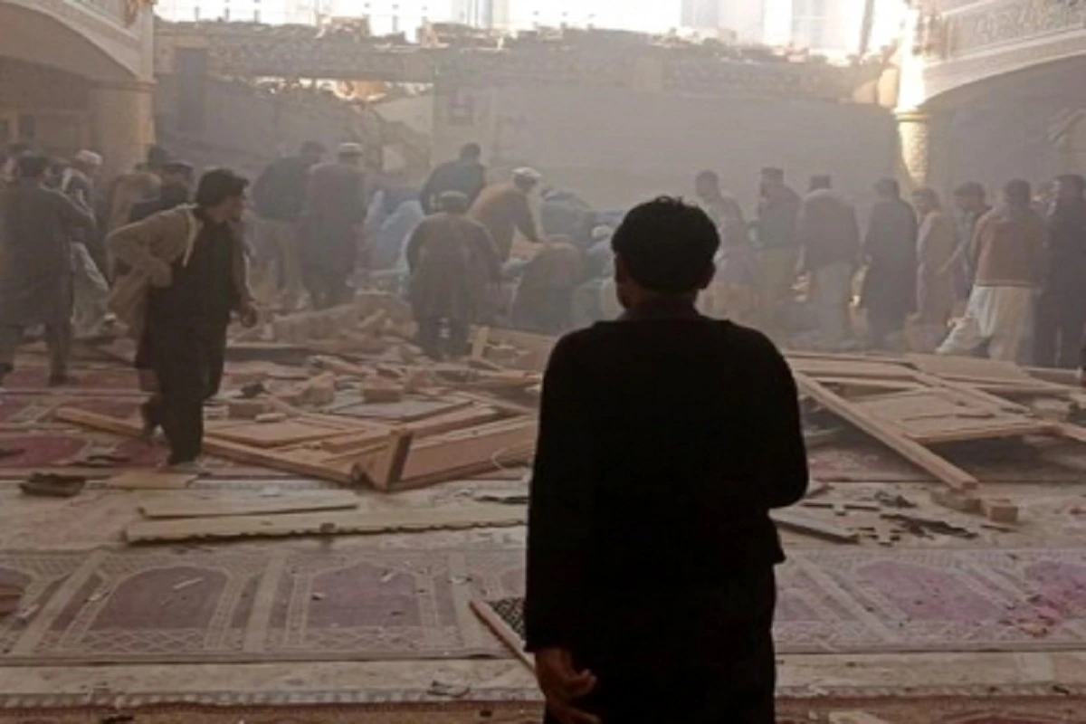 Peshawar Bomb Blast: ٹی ٹی پی نے لی پشاور مسجد حملے کی ذمہ داری، 32 ہوئی اموات کی تعداد
