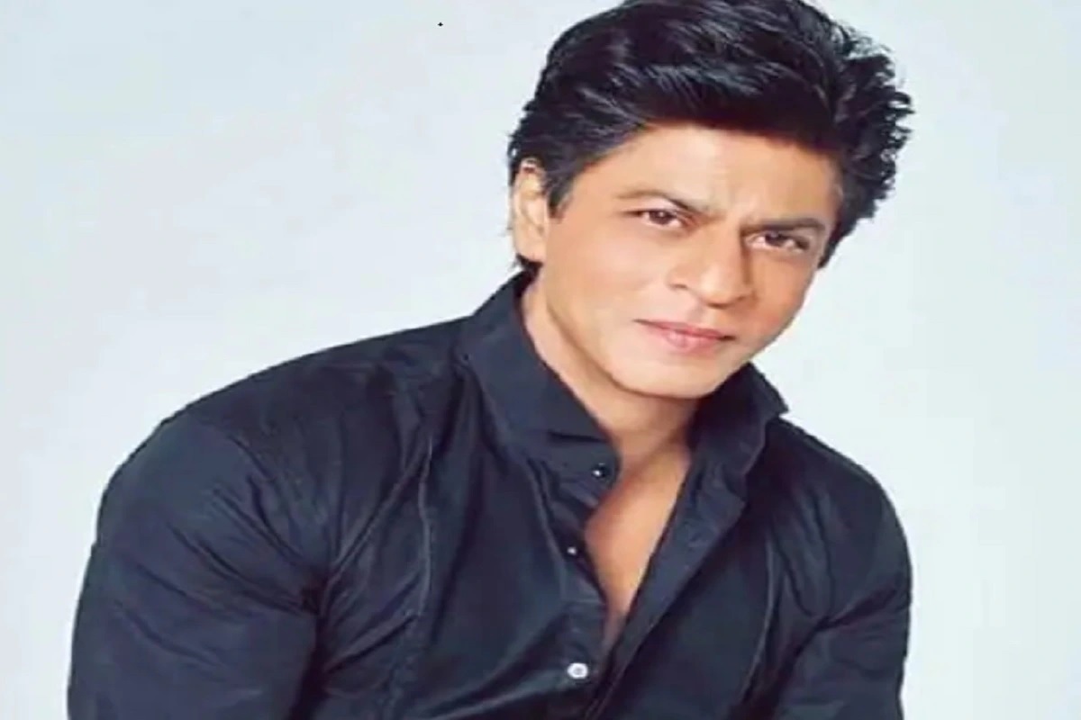 شاہ رخ خان سے پوچھا- کشمیر سے ہے فیملی، پھر نام میں کیوں لگاتے ہیں خان؟ بالی ووڈ کے شہنشاہ کا جواب جیت لے گا دل