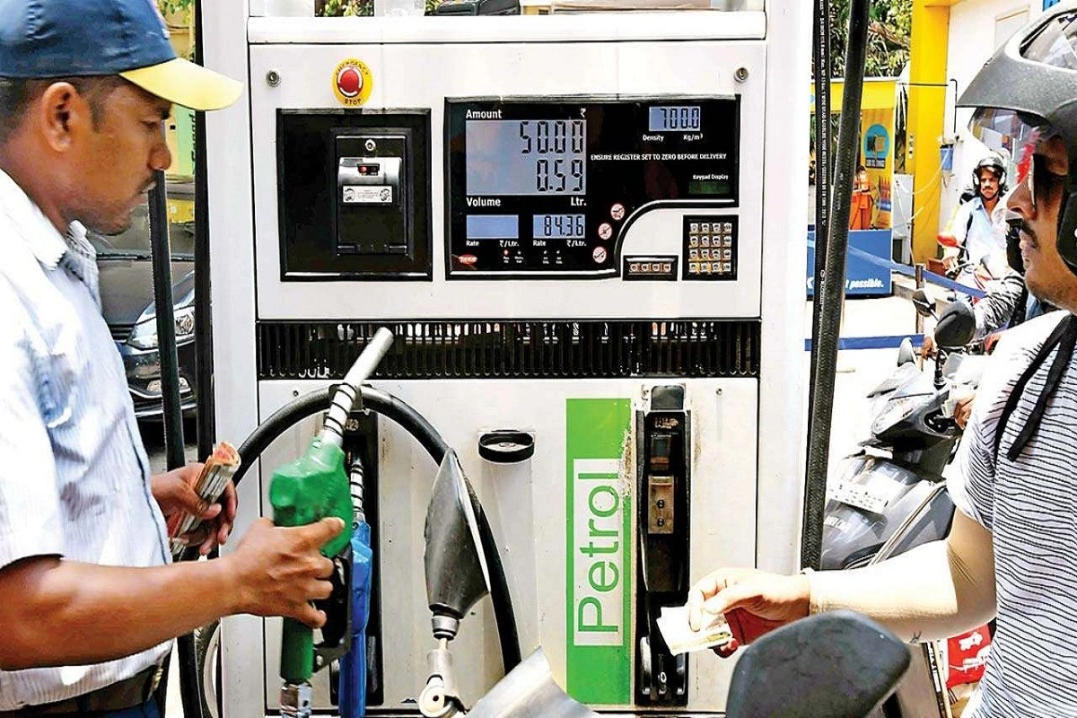 Petrol-Diesel Price Today: تیل کمپنیوں نے پیٹرول اور ڈیزل کی قیمتوں کو اپ ڈیٹ کیا، جانیں اپنے شہر میں تیل کی قیمت