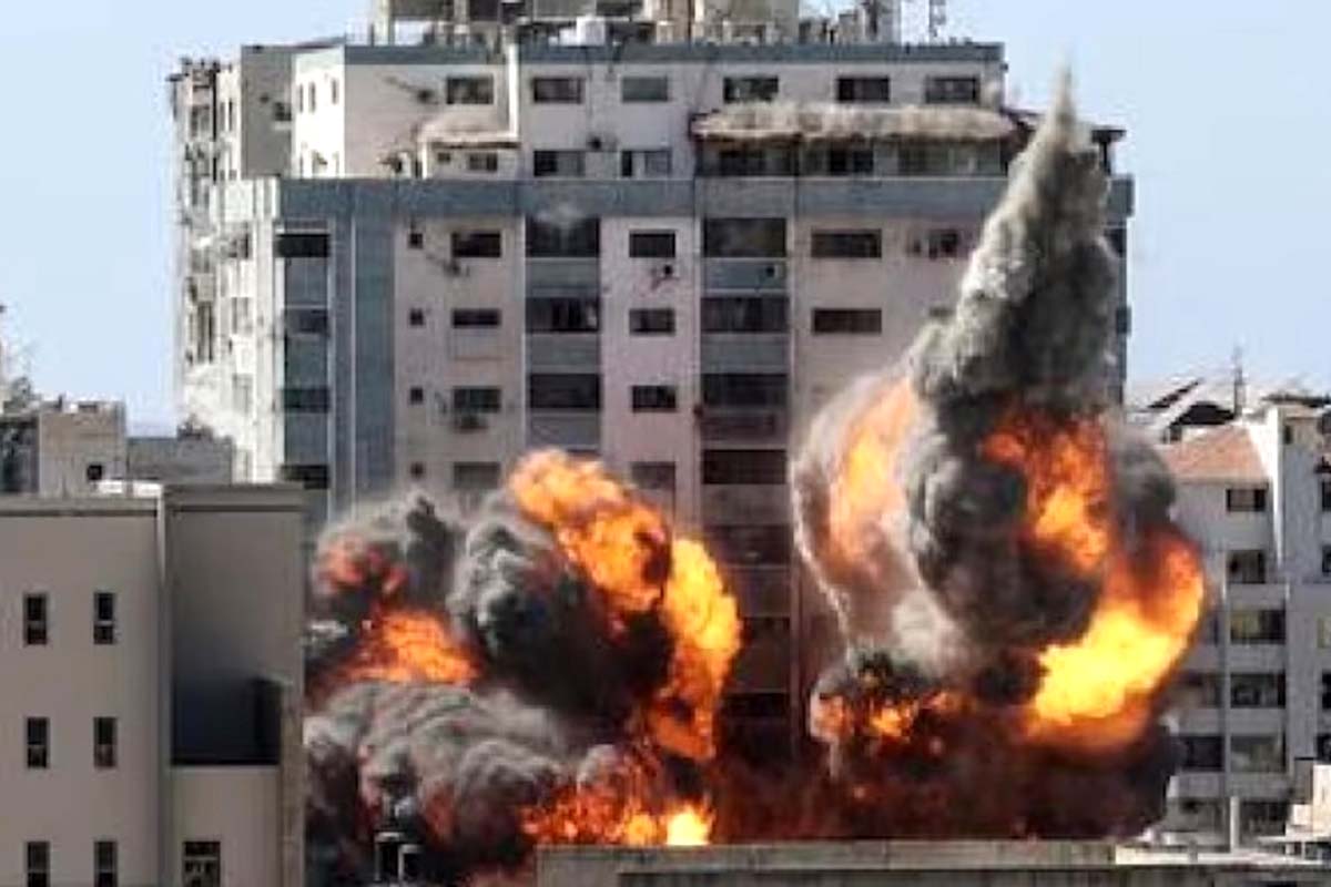 Damascus: اسرائیل نے زلزلے سے متاثرہ شام کے دارالحکومت دمشق پر میزائل حملہ کیا، 15 افراد ہلاک