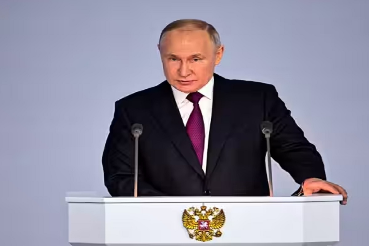 Putin suffers cardiac arrest: Sources: روسی صدر ولادیمیر پوتن کو پڑا دل کا دورہ ، بیڈ روم کے فرش پر گرے پائے گئے: ذرائع