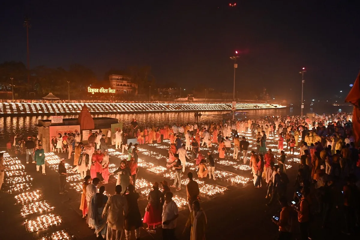 Ujjain: اجین میں مہاشیو راتری پر 21 لاکھ چراغ جلیں گے، بنے گا عالمی ریکارڈ