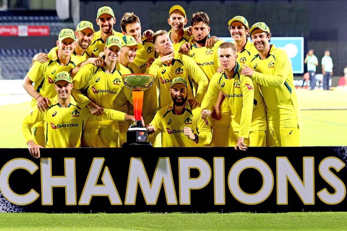 IND Vs AUS 3rd ODI: آسٹریلیا نے تیسرے ون ڈے میں بھارت کو 21 رنز سے شکست دے کر سیریز 2-1 سے اپنے نام کر لی