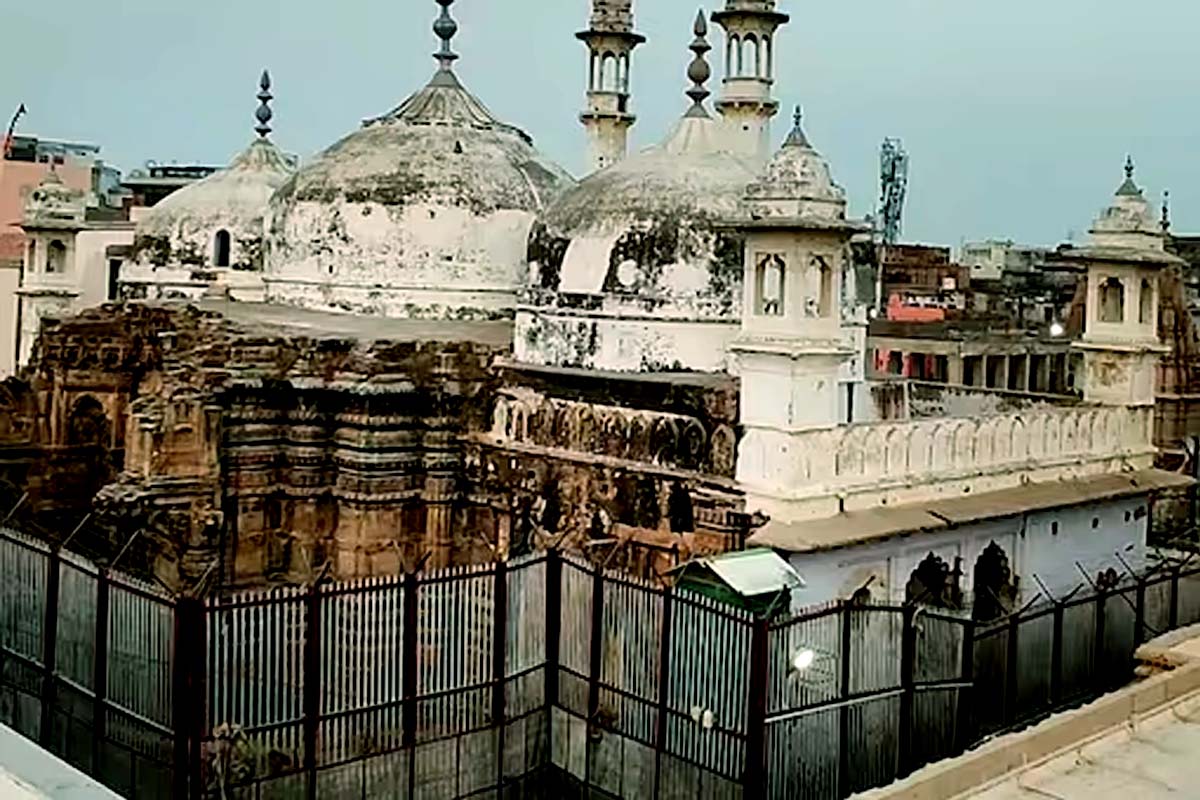 Gyanvapi Masjid Case: گیان واپی سے متعلق ہندو فریق کو دعوے کو مسلم فریق نے کیا مسترد، مندر توڑ کر مسجد نہیں بنائی گئی
