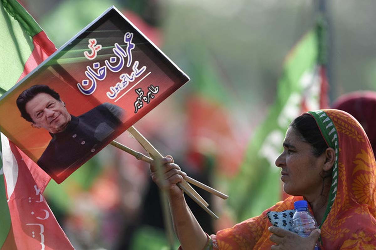 Imran Khan: تحریک انصاف نے جیل بھرو تحریک روک ملتوی کردی، الیکشن مہم شروع کرنے کا اعلان