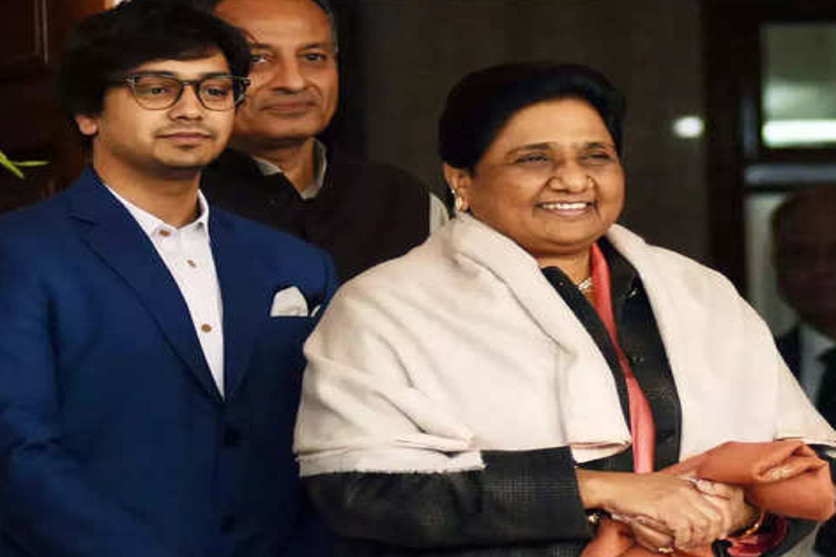 Mayawati Nephew Wedding: بی ایس پی سربراہ مایاوتی کے بھتیجے آکاش کی شادی میں ان لیڈران کو نہیں ملی دعوت، جانئے بڑی وجہ