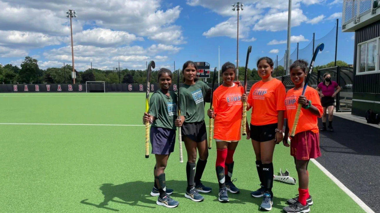 Hockey changed the life of girls visiting US from Jharkhand state of India:امریکہ گئیں بھارت کے جھارکھنڈ کی لڑکیوں کی ہاکی نے بدلی زندگی