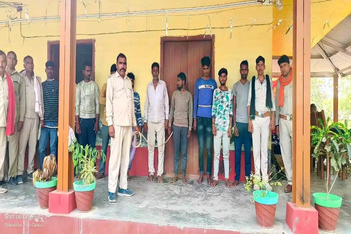 Bihar News: زمینی تنازعہ کو حل کرنے پہنچی پولیس ٹیم پر لینڈ مافیا نے کیا حملہ، کئی پولیس اہلکار زخمی