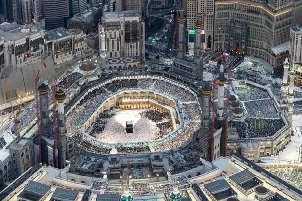 Ramadan 2023: رمضان المبارک کے آخری عشرہ کی مناسبت سے مسجد حرام میں کی گئی خصوصی تیاری
