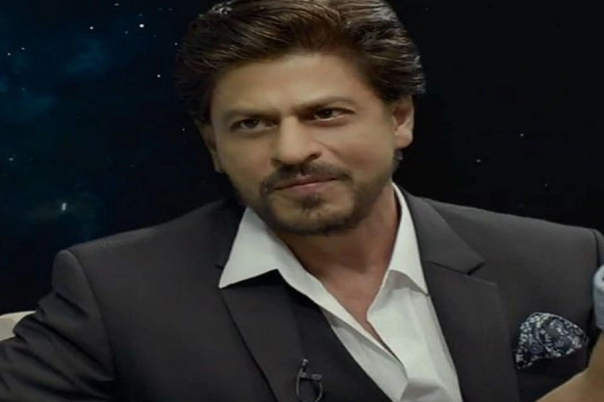 Shah Rukh Khan Viral Video From Kashmir: فلم ’جوان‘ کے بعد Dunki کی شوٹنگ کے لئے کشمیر پہنچے شاہ رخ خان، سون مرگ میں ہوا شاندار استقبال، دیکھیں ویڈیو