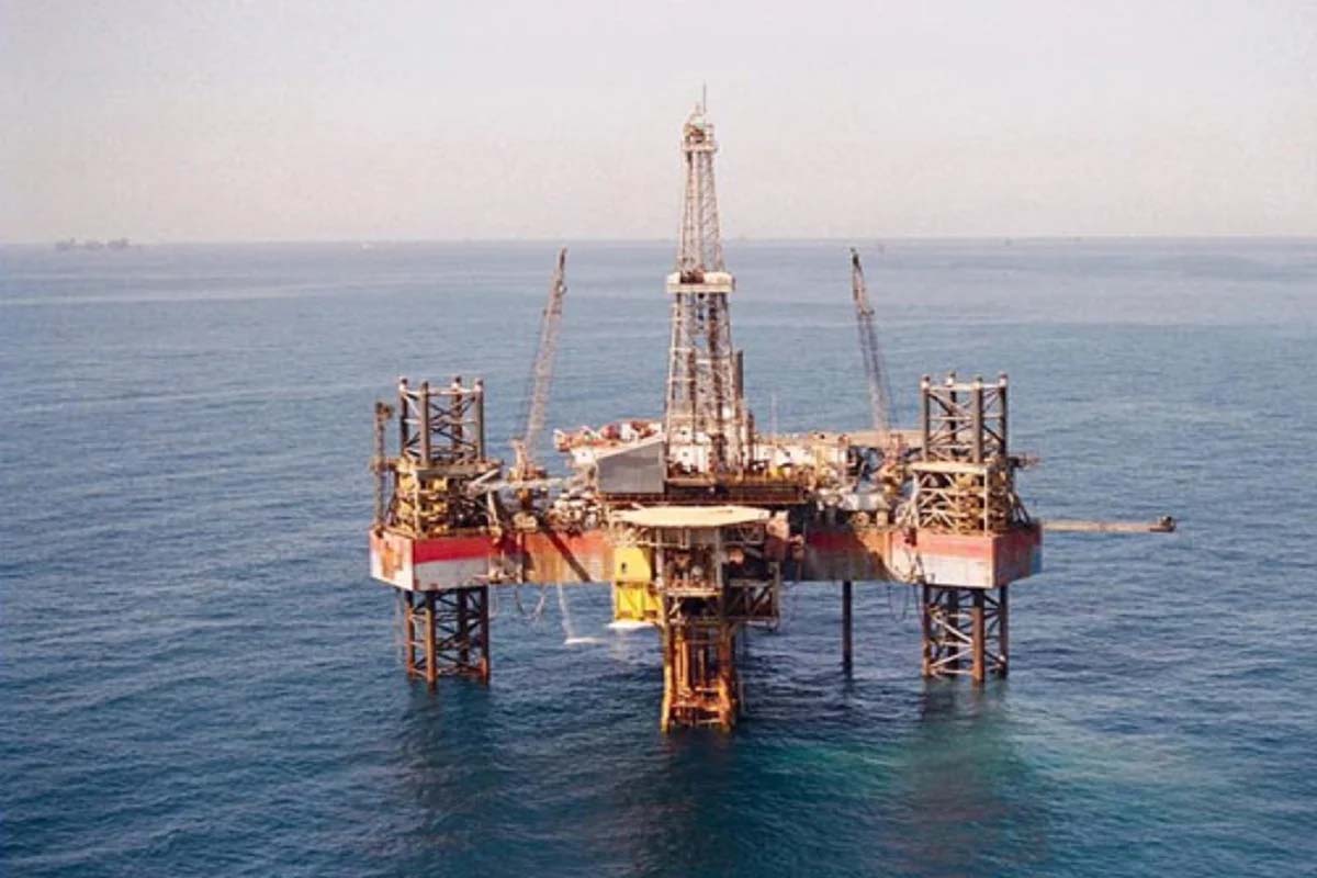 Oil and Natural Gas Corporation: انڈیا کی آئل اینڈ نیچرل گیس کارپوریشن نے بحیرہ عرب میں تیل اور گیس کی دو دریافتیں کی ہیں