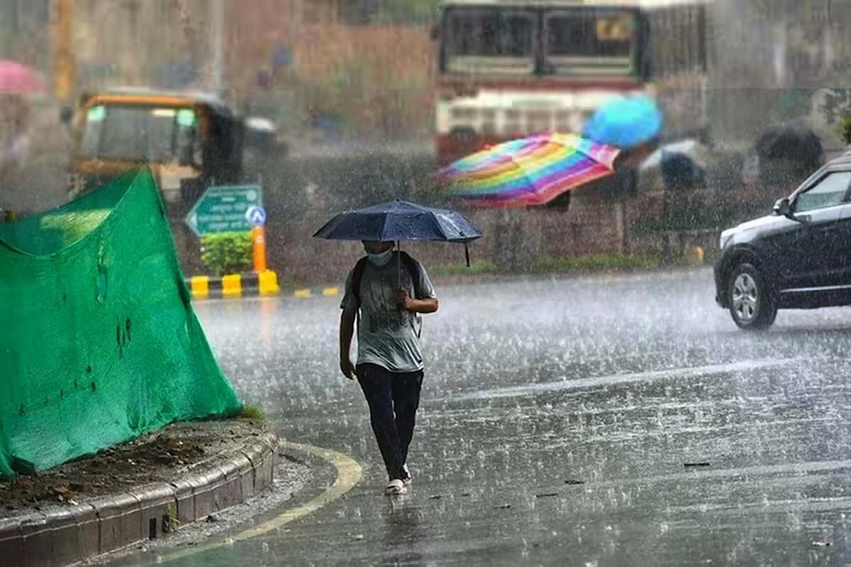 UP Weather Today: لکھنؤ، کانپور میں پھر بدلے گا موسم کا مزاج، ان دو دنوں میں ہو گی بارش