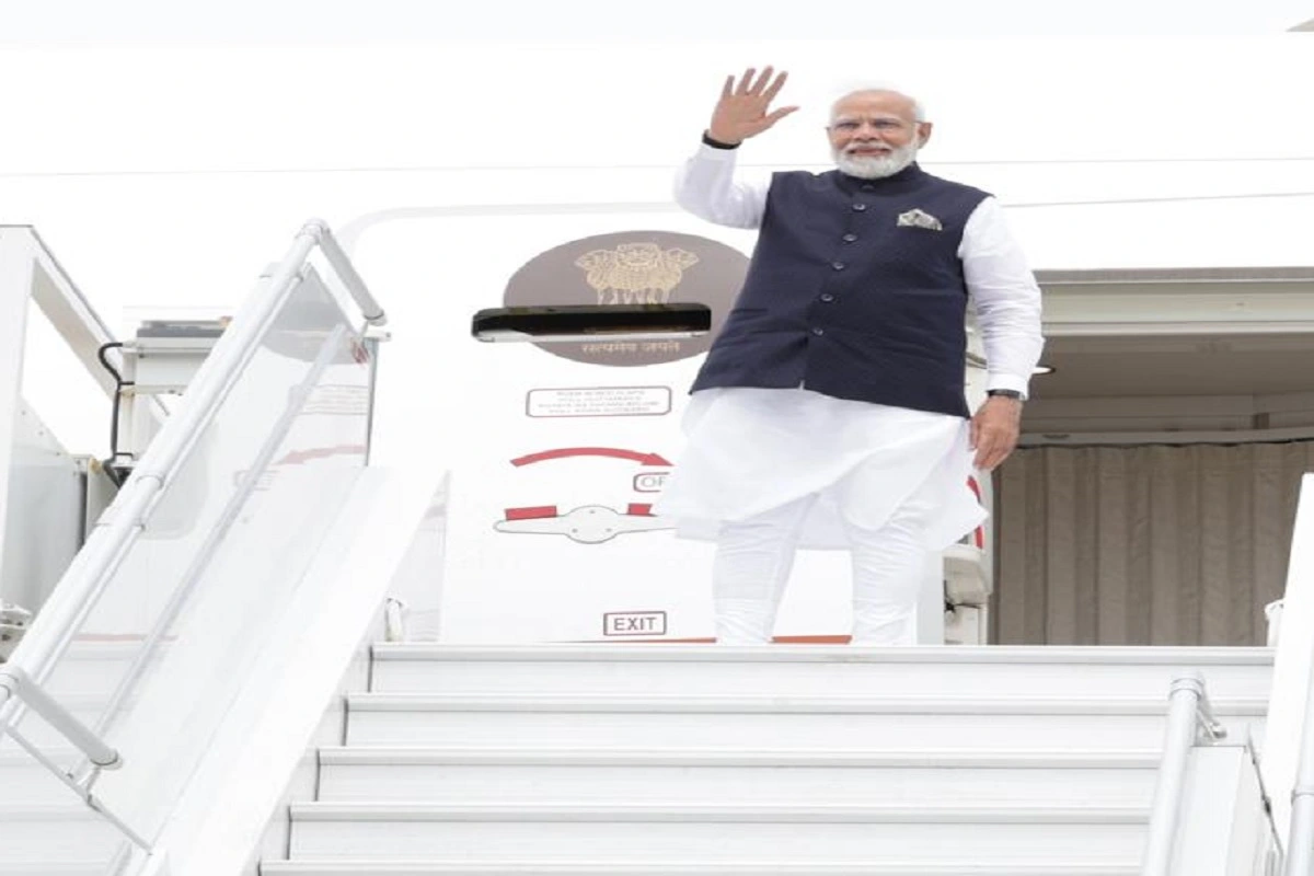 PM Modi to visit UAE: پی ایم مودی فرانس سے واپسی پر متحدہ عرب امارات کا کریں گے دورہ