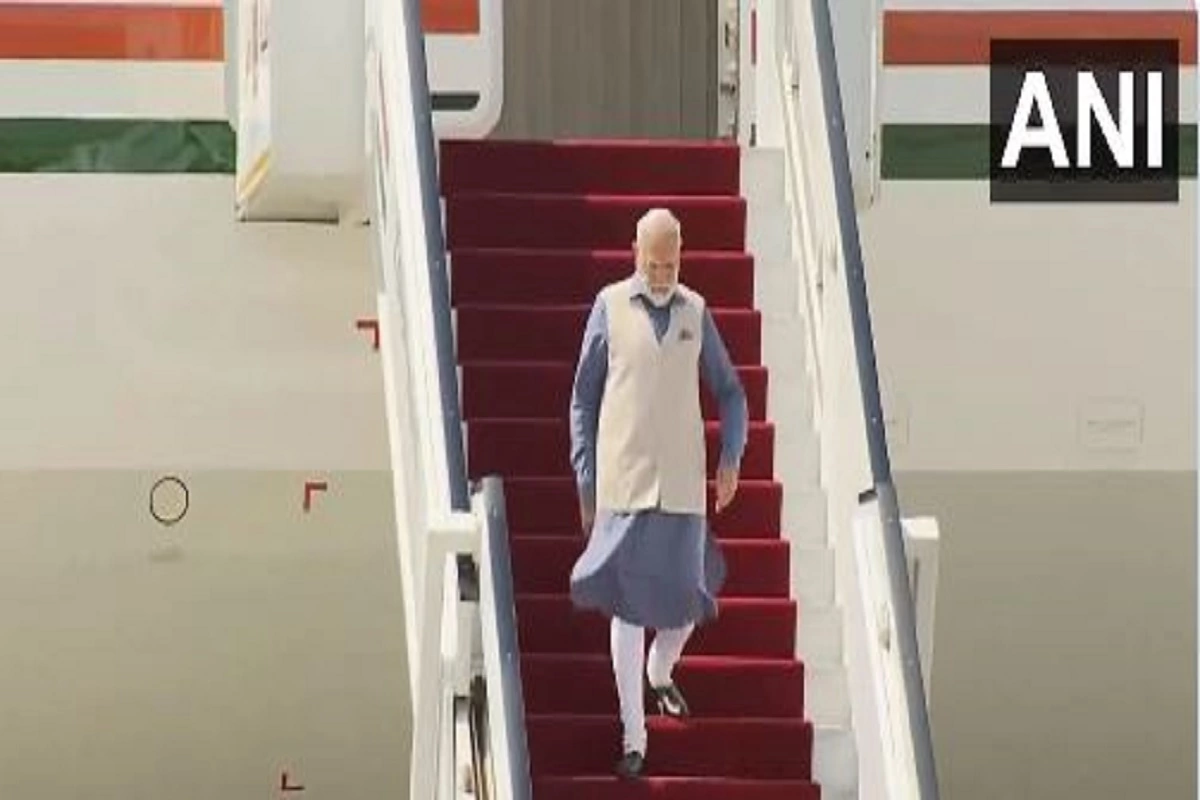 PM Modi lands in Cairo: امریکہ کے بعد مصر پہنچے پی ایم مودی،تاریخی مسجد کا کریں گے دورہ،مصر کے مفتی اعظم سے بھی کریں گے ملاقات