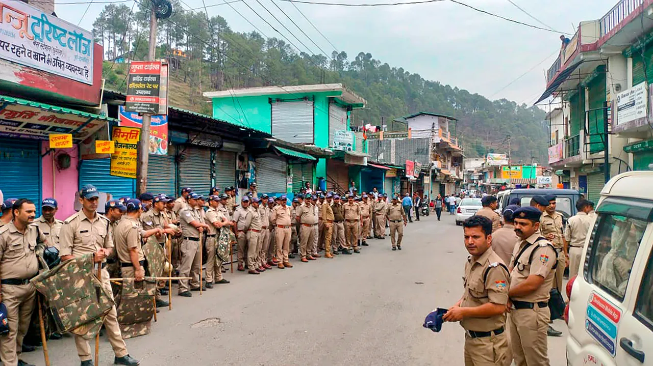 Uttarkashi Mahapanchayat: اترکاشی میں ہونے والی مہاپنچایت ملتوی، بہت جلد نئی تاریخ کا ہوگا اعلان