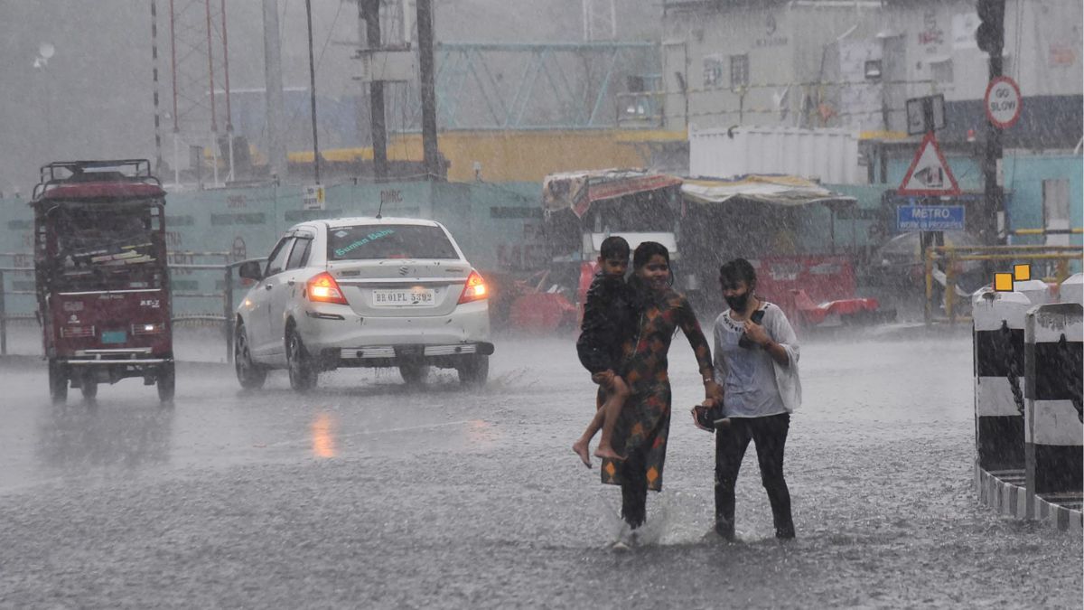 Weather Updates: شمالی ہندوستان کی ان ریاستوں میں ہوگی موسلادھار بارش، دہلی میں بڑھے گی گرمی، جانیں اپنی ریاست کا حال