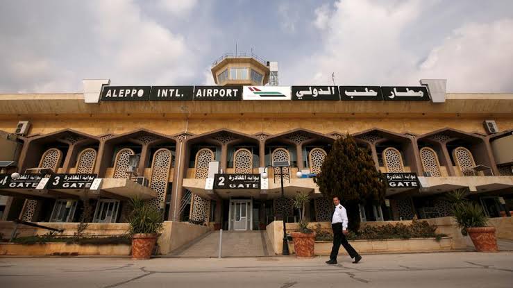 Aleppo Airport Damaged: اسرائیلی حملوں سے حلب کے ہوائی اڈے کو نقصان پہنچا، خدمات معطل