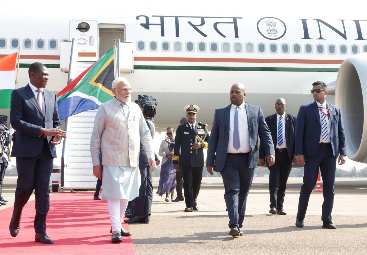 Indian diaspora welcomes PM Modi: برکس اجلاس میں شرکت کیلئے جنوبی افریقہ پہنچے پی ایم مودی،کیا چین کے صدر سے کریں گے ملاقات؟ جانئے جواب