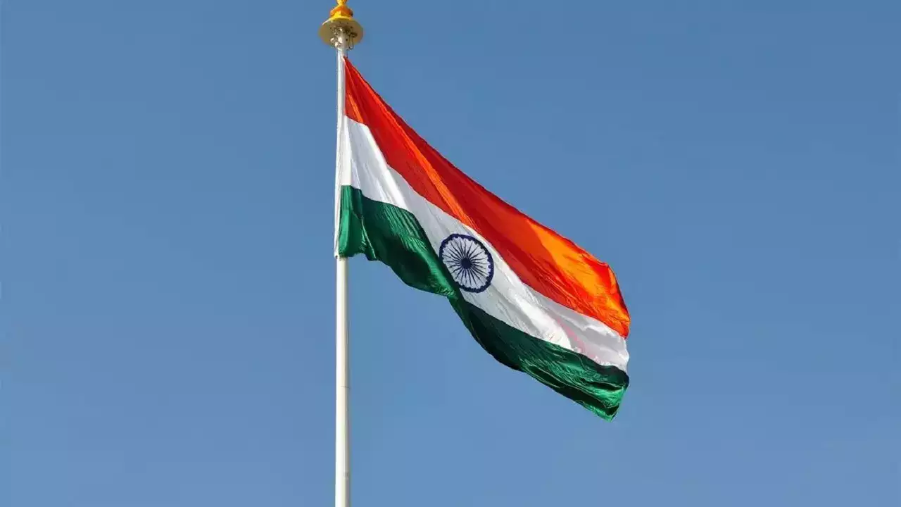 Disrespecting National Flag in Pune: پونے میں قومی پرچم کی بے حرمتی پر میوزک گروپ کے رکن اور آرگنائزر کے خلاف مقدمہ درج