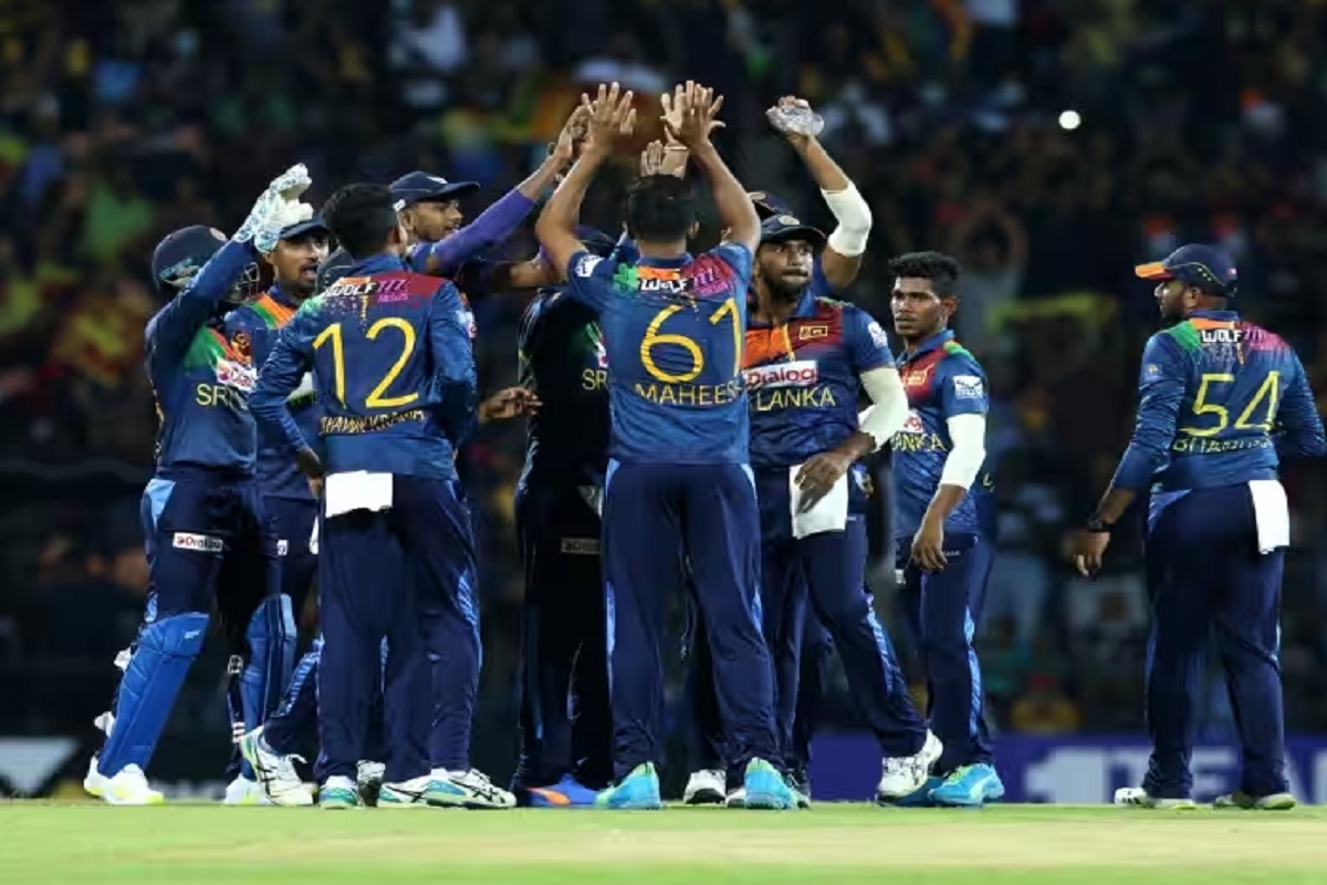 World Cup 2023: سری لنکا کو لگا بڑا جھٹکا، داسن شناکا کی ٹیم اپنے بڑے کھلاڑی کے بغیر ورلڈ کپ میں اترے گی