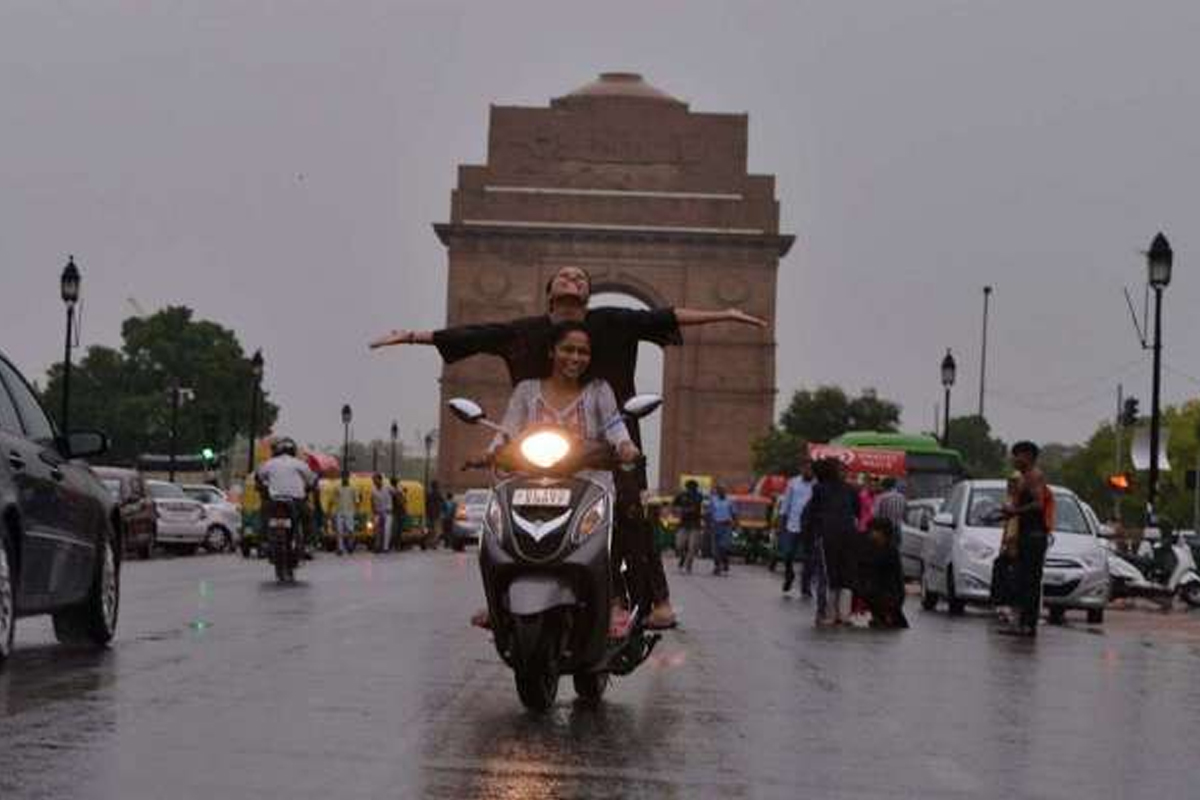 Weather update: دہلی-این سی آر میں برسیں گے بادل، یوپی اور بہار میں بھی بارش کے امکانات، جانئے موسم کی تازہ کاری