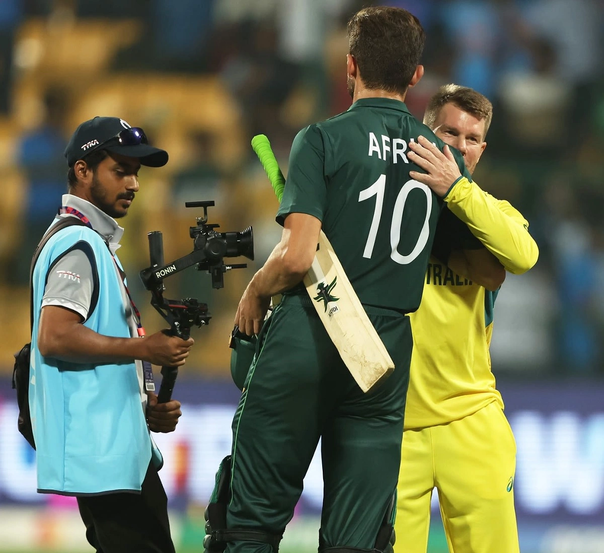 Australia won by 62 runs: ورلڈ کپ کے دلچسپ مقابلے میں آسٹریلیا نے پاکستان کو دی شکست