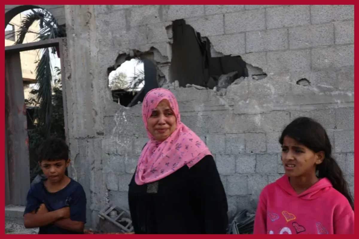 Israel Hamas War: گزشتہ 24 گھنٹوں کے دوران غزہ پر بمباری ہوئی تیز، مسجد پر اسرائیلی حملے میں دو افراد ہلاک، ریو کیفے پر ہوئے حملے میں 11 فلسطینی جاں بحق