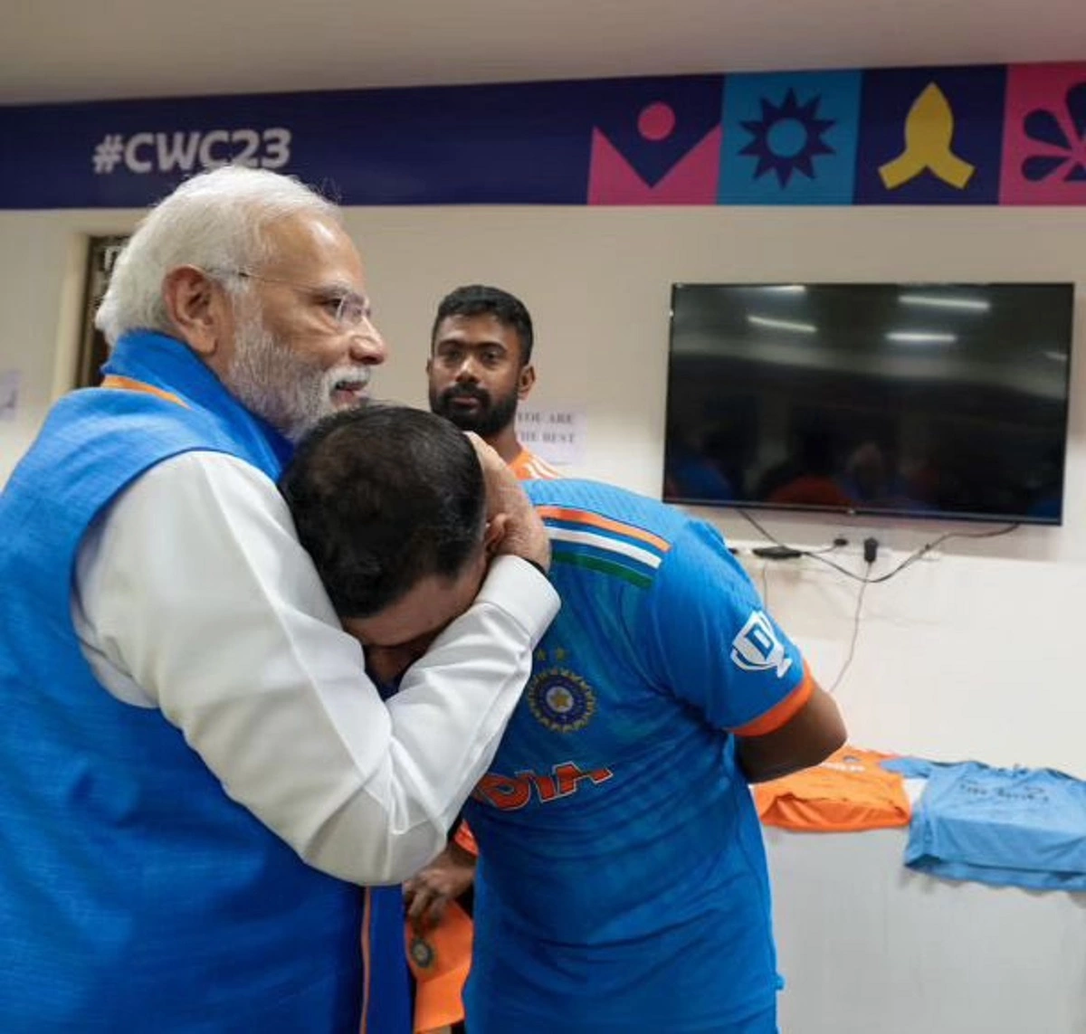 PM Modi meets Team India in the dressing room: ڈریسنگ روم میں ٹیم انڈیا سے پی ایم مودی کی ملاقات، یوٹیوب پر نمبر 1 ٹرینڈ کر رہا ہے یہ ویڈیو