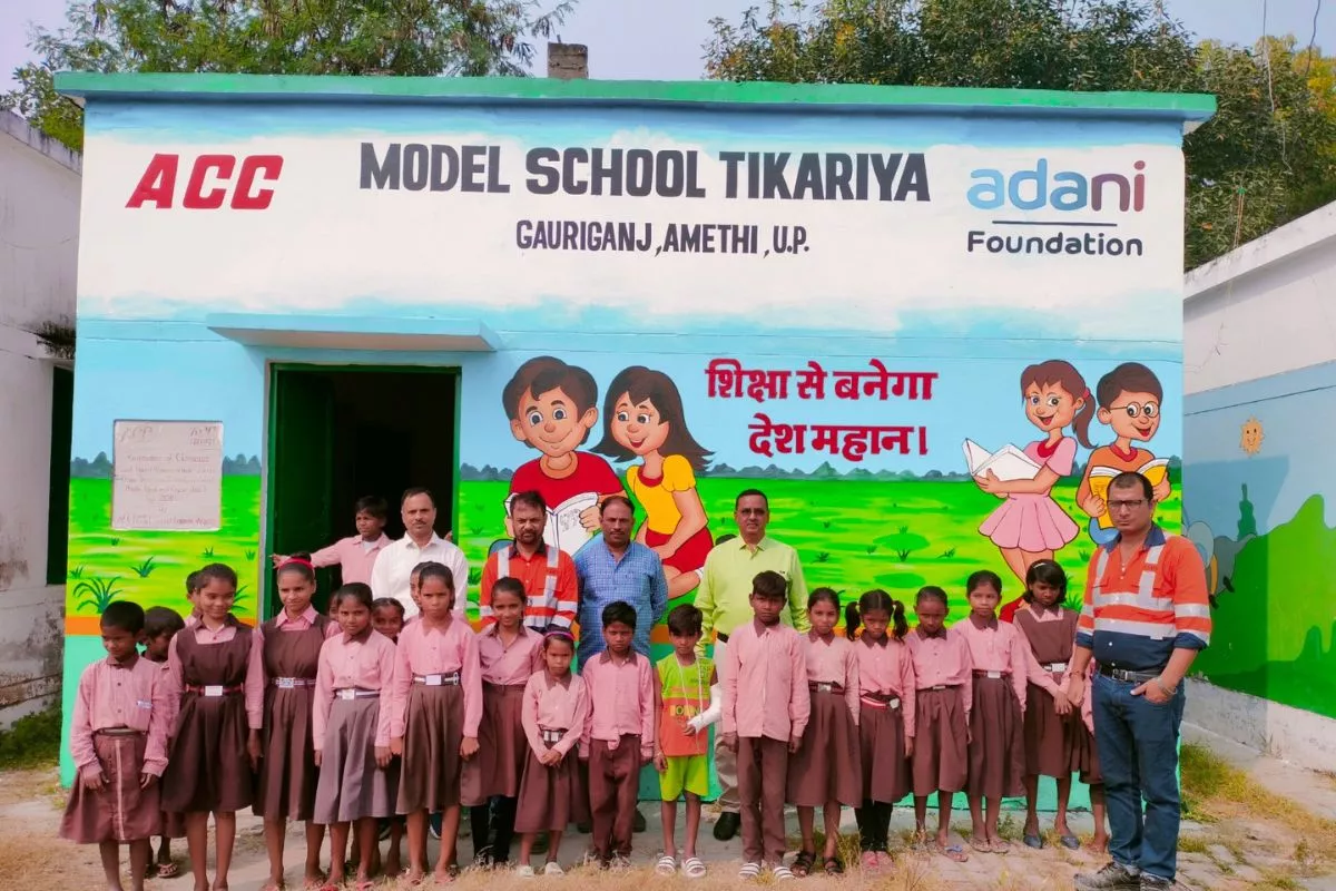 Adani Foundation: اڈانی فاؤنڈیشن نے گوری گنج کے 10 سرکاری اسکولوں کو بچوں کی تعلیم کے لیے بالا پینٹنگ سے سجایا