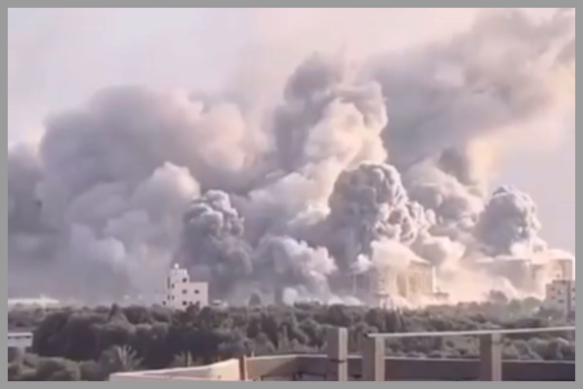 Israeli Air Force bombarded Al-Azhar University  in Gaza: اسرائیلی فضائیہ نے غزہ میں فلسطین کی الازہر یونیورسٹی پر کی بمباری، 12 افراد جاں بحق، 50 سے زائد زخمی