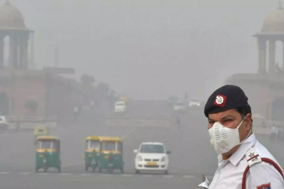 Delhi Pollution: دہلی میں آلودگی کسی قاتل سے کم نہیں، حکومت کو اسے کسی بھی قیمت پر روکنا چاہئے، ایمس کے سابق ڈائریکٹر نے کیا خبردار
