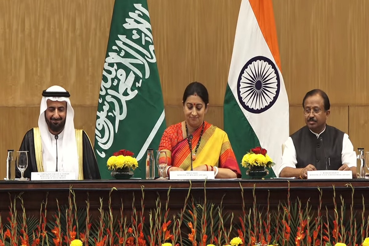 Saudi Arabia’s Hajj Minister visits India: سعودی وزیرحج توفیق بن فوزان کا ہندوستان دورہ، اسمرتی ایرانی کے ساتھ مشترکہ پریس کانفرنس میں حج وعمرہ سے متعلق تبادلہ خیال