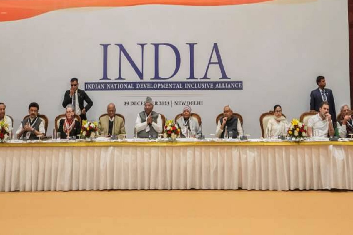 INDIA Alliance Meeting in Delhi: انڈیا الائنس کا پورے ملک میں 22 دسمبر کو احتجاج، ریاستی سطح پر ہوگی سیٹ شیئرنگ، اپوزیشن اتحاد کی چوتھی میٹنگ میں کئی اہم فیصلے