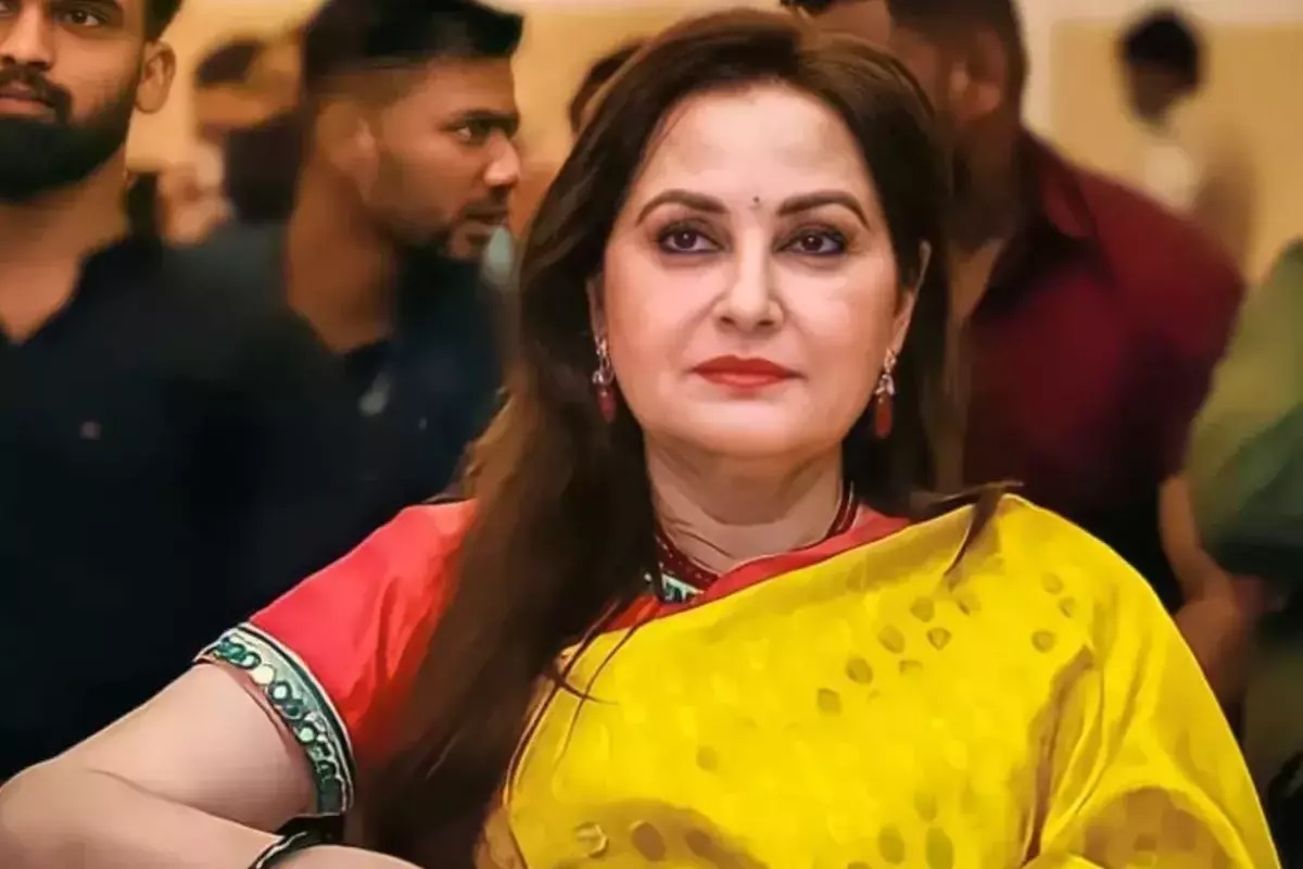 Jaya Prada: جیا پردا کو سیشن کورٹ سے غیر ضمانتی وارنٹ میں راحت نہیں ملی، نظرثانی مسترد، جانئے کیا ہیں الزامات