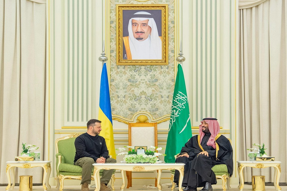 Crown Prince met with the Ukrainian President in Riyadh: سعودی ولی عہد محمد بن سلمان سے یوکرینی صدر نے مانگی مدد