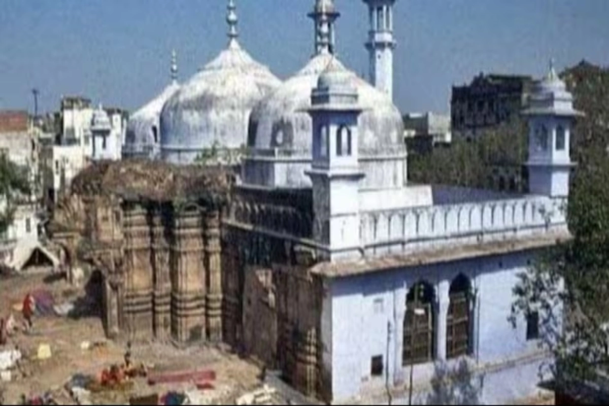 Gyanvapi Masjid-Mandir Case: گیان واپی مسجد کے تہہ خانہ میں پوجا کی اجازت کے مسلم فریق پہنچا الہ آباد ہائی کورٹ، کیا یہ بڑا مطالبہ