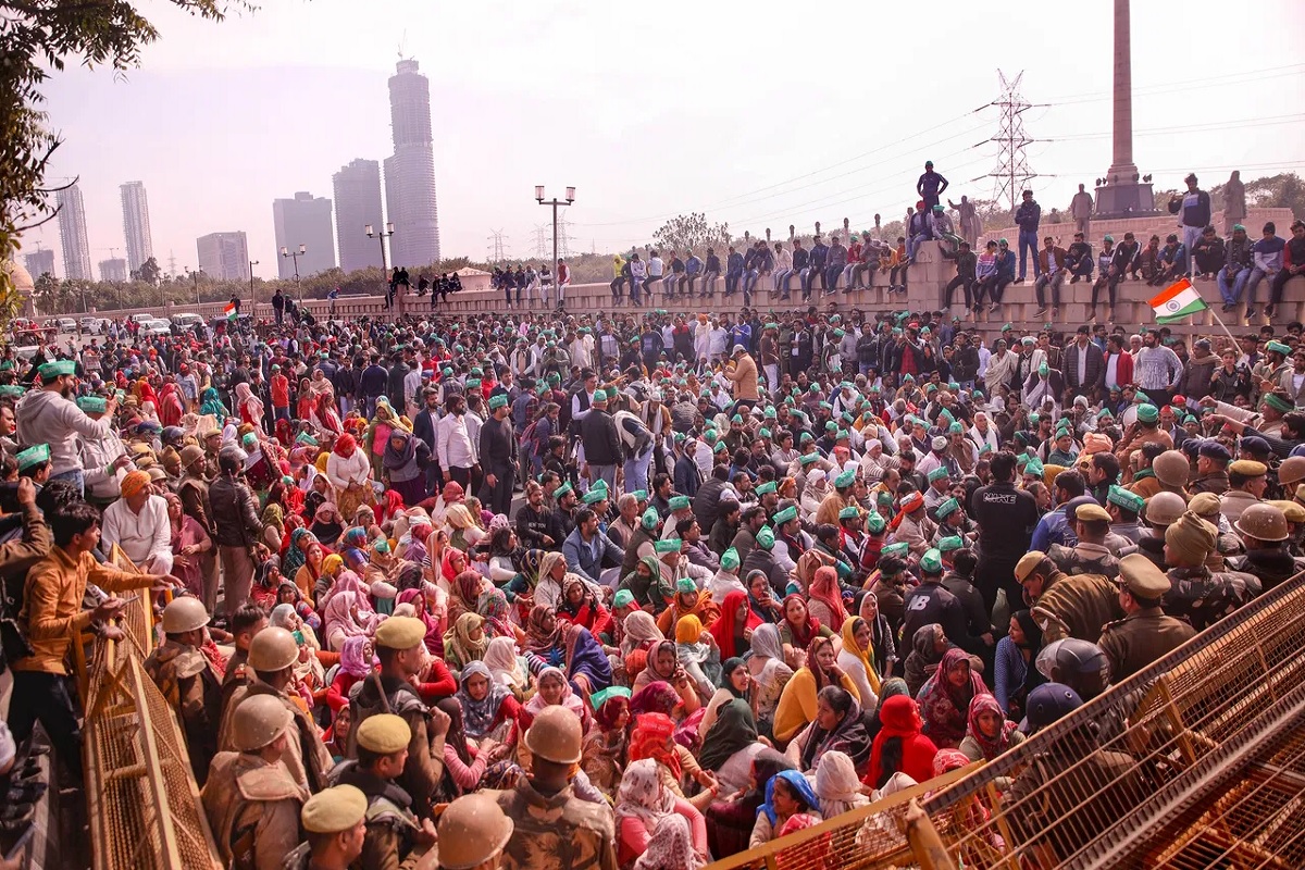 Delhi Farmer Protest: کسانوں کے مطالبات تسلیم، دھرنا ختم، دہلی-نوئیڈا بارڈر پر اب بھی لگا ہے جام