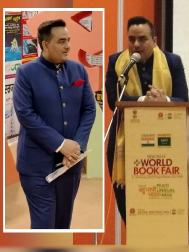 عالمی کتاب میلے میں بھارت ایکسپریس کے سی ایم ڈی اوپیندرا رائے خطاب کرتے ہوئے