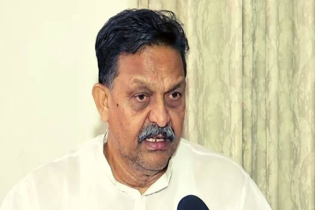 Mukhtar Ansari Death: مختار انصاری کی تدفین کے بعد آبدیدہ ہوگئے بھائی افضال انصاری