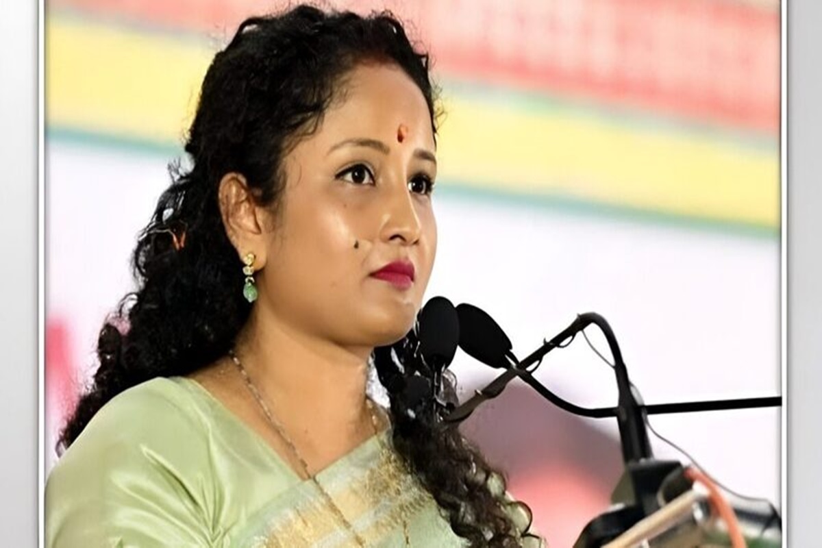 Kalpana Soren in I.N.D.I.A Mega Rally: انڈیا اتحاد کی ریلی سے کلپنا سورین کا خطاب ، کہا- ‘ہیمنت سورین جیل میں ہو سکتے ہیں لیکن…’