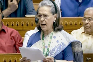 Sonia Gandhi Attack On PM Modi:  ایمرجنسی، NEET پیپر لیک، لوک سبھا کے نتائج… سونیا گاندھی نے پی ایم مودی پر جم کر کیا حملہ