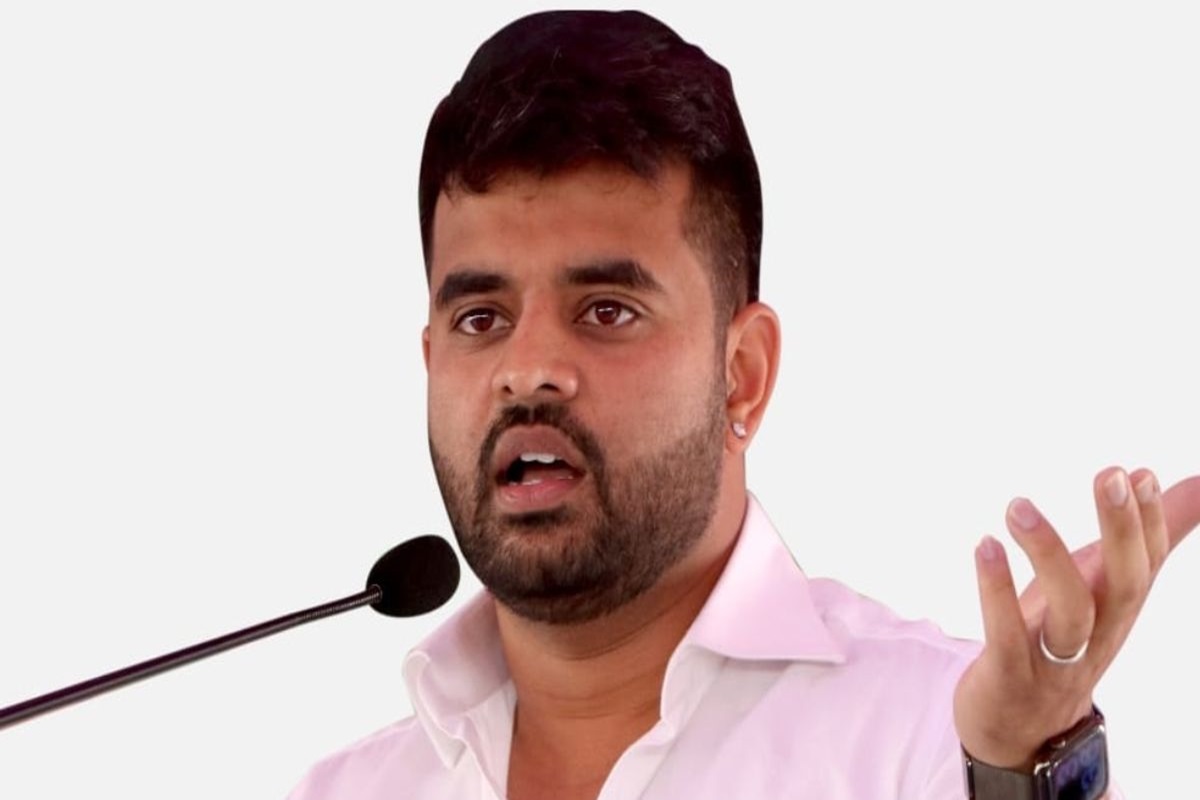 Prajwal Revanna Case: فحش ویڈیو اسکینڈل میں جے ڈی ایس کے رکن پارلیمنٹ پرجول ریونا کے خلاف ایف آئی آر درج،پہلے ہی فرار ہوگئے بیرون ملک