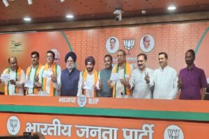 Lok Sabha Election 2024: دہلی میں کانگریس کو بڑا جھٹکا، بی جے پی میں شامل ہوئے اروندر سنگھ لولی سمیت کئی کانگریسی لیڈران