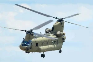 Chinook dummy helicopter stolen: لکھنو سے جنگی ہیلی کاپٹر غائب،ایک سال بعد بھی نہیں ملی کوئی جانکاری، ڈیفنس ایکسپو میں نمائش کیلئے کیا گیا تھا پیش