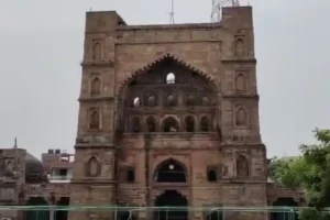 Atala Masjid Jaunpur: ایک اور مسجد پر ہندوں نے کیا دعویٰ،جونپور کی عدالت میں عرضی داخل