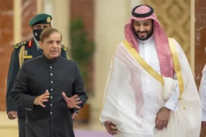 Pakistan Saudi Arabia: سعودی ولی عہد محمد بن سلمان اگر نہیں پہنچے پاکستان تو گرجائے گی شہباز سرکار